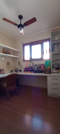 Imagem Casa com 3 Quartos à Venda, 212 m² em Nonoai - Porto Alegre Imagem Casa com 3 Quartos à Venda, 212 m² em Nonoai - Porto Alegre