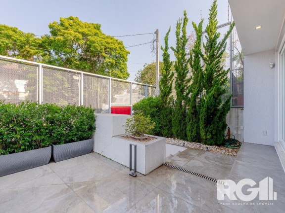 Imagem Casa com 3 Quartos à Venda, em Três Figueiras - Porto Alegre Imagem Casa com 3 Quartos à Venda, em Três Figueiras - Porto Alegre