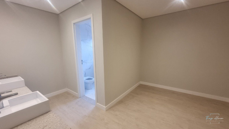 Imagem Casa de Condomínio com 3 Quartos à Venda, 368 m² em Residencial Alphaville Iii - Campo Grande Imagem Casa de Condomínio com 3 Quartos à Venda, 368 m² em Residencial Alphaville Iii - Campo Grande