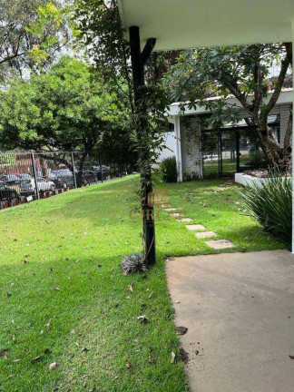 Imagem Casa com 4 Quartos à Venda ou Locação, 246 m² em Pinheiros - São Paulo Imagem Casa com 4 Quartos à Venda ou Locação, 246 m² em Pinheiros - São Paulo