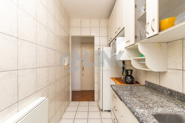 Imagem Apartamento com 2 Quartos à Venda, 58 m² em Centro Histórico - Porto Alegre Imagem Apartamento com 2 Quartos à Venda, 58 m² em Centro Histórico - Porto Alegre
