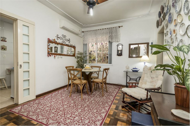 Imagem Apartamento com 3 Quartos à Venda, 83 m² em Auxiliadora - Porto Alegre Imagem Apartamento com 3 Quartos à Venda, 83 m² em Auxiliadora - Porto Alegre