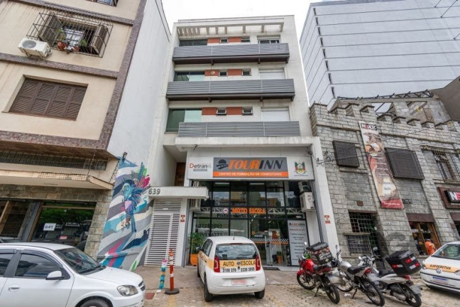 Imagem Apartamento com 1 Quarto para Alugar, 42 m² em Centro Histórico - Porto Alegre Imagem Apartamento com 1 Quarto para Alugar, 42 m² em Centro Histórico - Porto Alegre