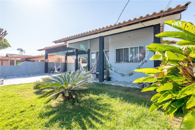 Casa com 4 Quartos à Venda,  em Canasvieiras - Florianópolis