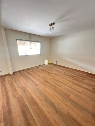 Imagem Casa com 3 Quartos à Venda, 300 m² em Parque Residencial Laranjeiras - Serra Imagem Casa com 3 Quartos à Venda, 300 m² em Parque Residencial Laranjeiras - Serra