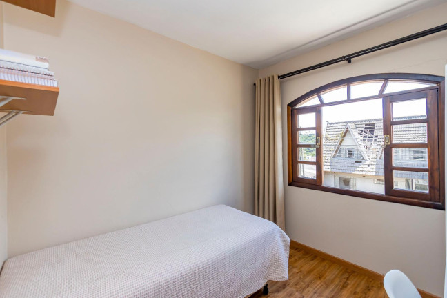 Imagem Sobrado com 3 Quartos à Venda, 118 m² em Campina Do Siqueira - Curitiba Imagem Sobrado com 3 Quartos à Venda, 118 m² em Campina Do Siqueira - Curitiba