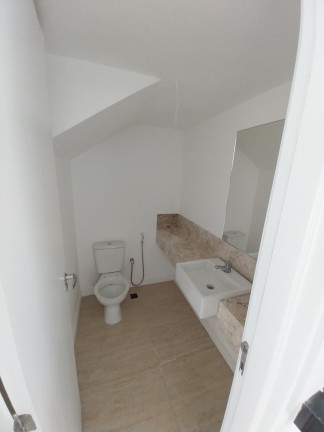 Casa com 3 Quartos à Venda, 186 m² em Sabiaguaba - Fortaleza