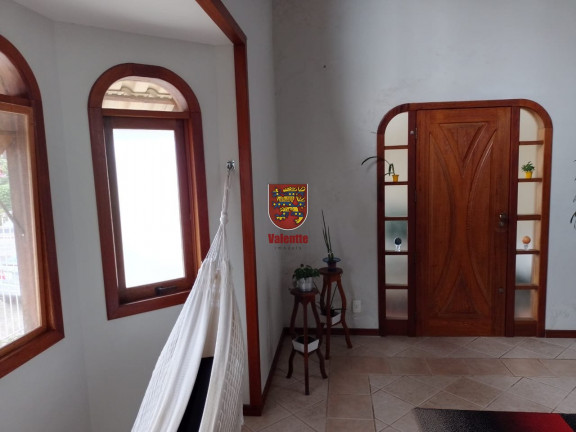 Imagem Casa com 3 Quartos à Venda, 440 m² em Balneário - Florianópolis Imagem Casa com 3 Quartos à Venda, 440 m² em Balneário - Florianópolis