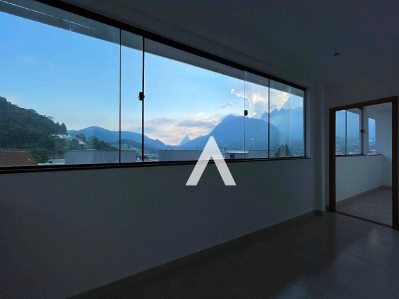 Imagem Casa com 3 Quartos à Venda, 140 m² em Comary - Teresópolis Imagem Casa com 3 Quartos à Venda, 140 m² em Comary - Teresópolis