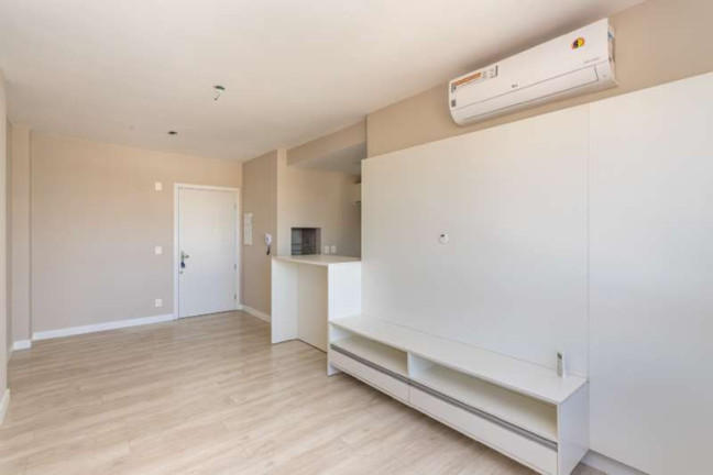 Imagem Apartamento com 2 Quartos à Venda, 64 m² em São João - Porto Alegre Imagem Apartamento com 2 Quartos à Venda, 64 m² em São João - Porto Alegre
