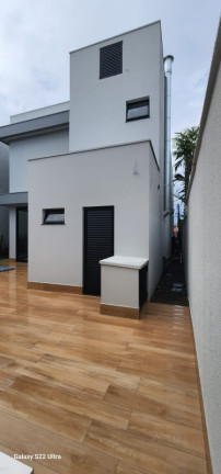 Imagem Casa com 5 Quartos à Venda, 340 m² em Chapada - Manaus Imagem Casa com 5 Quartos à Venda, 340 m² em Chapada - Manaus