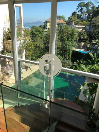 Imagem Casa de Condomínio com 8 Quartos à Venda, 700 m² em Marape - Santos