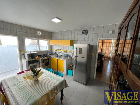 Imagem Casa com 3 Quartos à Venda, 217 m² em Centro - Jacareí Imagem Casa com 3 Quartos à Venda, 217 m² em Centro - Jacareí