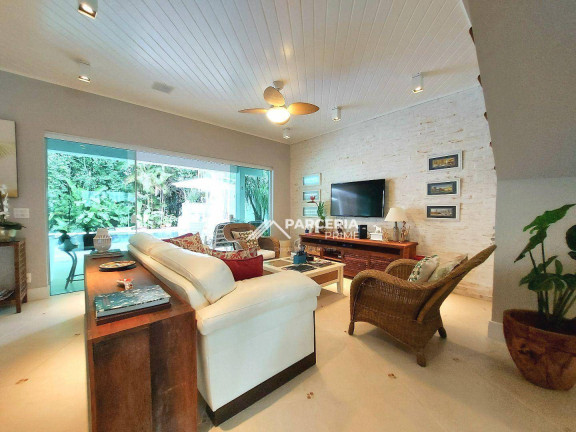 Imagem Casa com 5 Quartos à Venda, 297 m² em Riviera Módulo 20 - Bertioga Imagem Casa com 5 Quartos à Venda, 297 m² em Riviera Módulo 20 - Bertioga