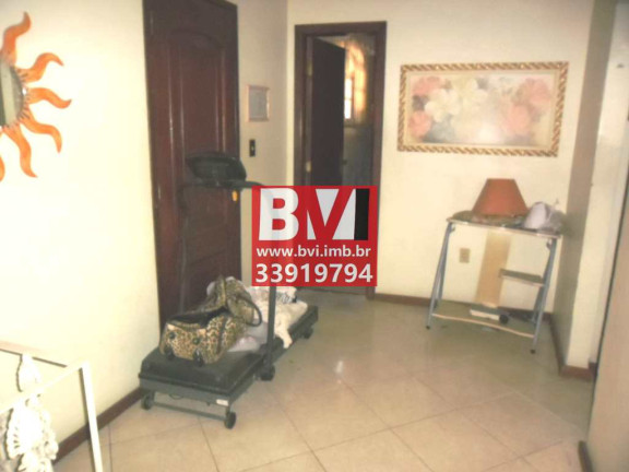 Imagem Casa com 3 Quartos à Venda, 272 m² em Irajá - Rio De Janeiro