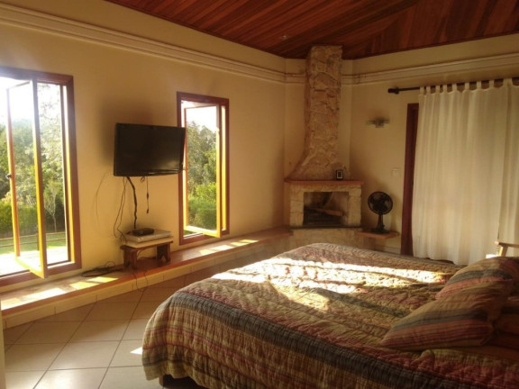 Imagem Casa com 4 Quartos à Venda, em Do Carmo (canguera) - São Roque Imagem Casa com 4 Quartos à Venda, em Do Carmo (canguera) - São Roque