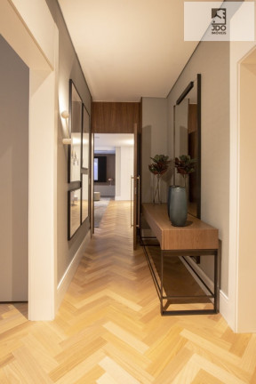 Imagem Apartamento com 3 Quartos à Venda, 229 m² em Cabral - Curitiba Imagem Apartamento com 3 Quartos à Venda, 229 m² em Cabral - Curitiba