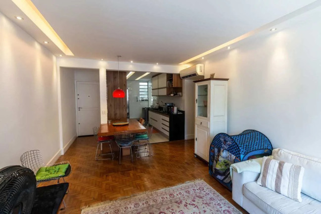 Imagem Apartamento com 3 Quartos à Venda, 107 m² Imagem Apartamento com 3 Quartos à Venda, 107 m²