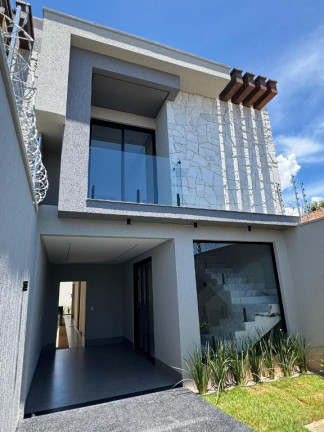 Sobrado com 3 Quartos à Venda, 175 m² em Jardim Vila Boa - Goiânia