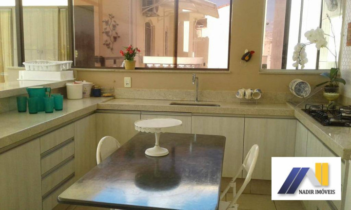 Imagem Casa com 3 Quartos à Venda, 600 m² em João Paulo Ii - Pouso Alegre Imagem Casa com 3 Quartos à Venda, 600 m² em João Paulo Ii - Pouso Alegre