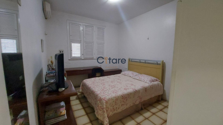 Imagem Casa com 4 Quartos à Venda, 280 m² em Parque Manibura - Fortaleza Imagem Casa com 4 Quartos à Venda, 280 m² em Parque Manibura - Fortaleza