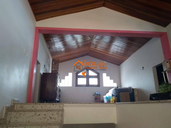 Imagem Sobrado com 3 Quartos à Venda, 305 m² em Jardim Santa Clara - Guarulhos Imagem Sobrado com 3 Quartos à Venda, 305 m² em Jardim Santa Clara - Guarulhos