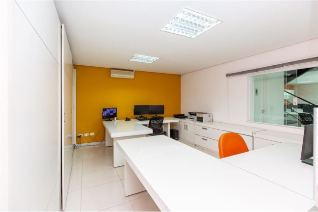 Imagem Casa com 9 Quartos à Venda, 304 m² em Vila Mariana - São Paulo Imagem Casa com 9 Quartos à Venda, 304 m² em Vila Mariana - São Paulo