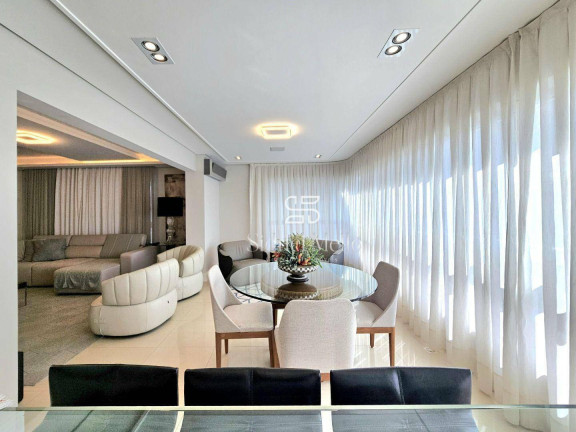 Imagem Apartamento com 3 Quartos à Venda, 207 m² em Frente Mar Barra Sul - Balneário Camboriú