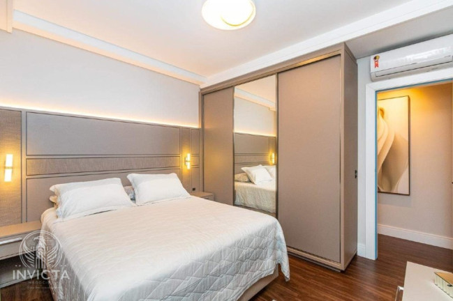 Imagem Apartamento com 3 Quartos à Venda, 207 m² em Centro - Balneário Camboriú Imagem Apartamento com 3 Quartos à Venda, 207 m² em Centro - Balneário Camboriú