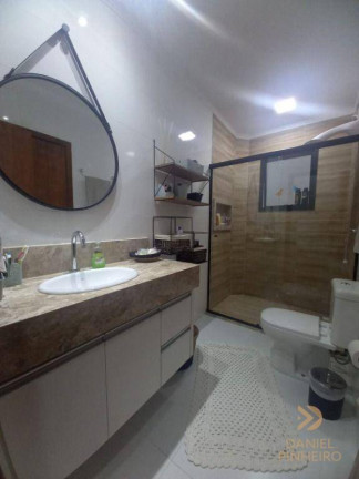 Imagem Sobrado com 3 Quartos à Venda, 175 m² em Canto Do Forte - Praia Grande Imagem Sobrado com 3 Quartos à Venda, 175 m² em Canto Do Forte - Praia Grande