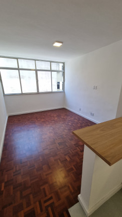 Imagem Imóvel com 3 Quartos à Venda, 70 m² em Icaraí - Niterói Imagem Imóvel com 3 Quartos à Venda, 70 m² em Icaraí - Niterói