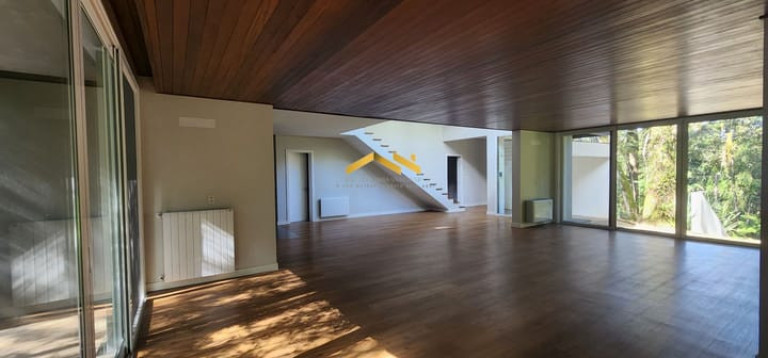 Imagem Casa com 4 Quartos à Venda, 345 m² em Floresta - Gramado Imagem Casa com 4 Quartos à Venda, 345 m² em Floresta - Gramado