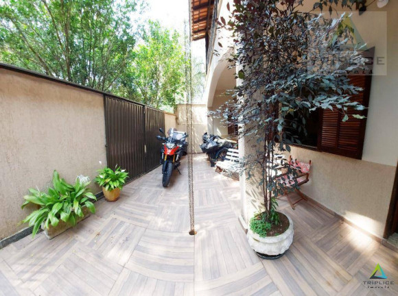 Imagem Casa com 7 Quartos à Venda, 500 m² em Tiguera - Juiz De Fora Imagem Casa com 7 Quartos à Venda, 500 m² em Tiguera - Juiz De Fora