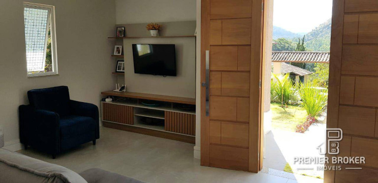 Imagem Casa com 3 Quartos à Venda, 250 m² em Sebastiana - Teresópolis Imagem Casa com 3 Quartos à Venda, 250 m² em Sebastiana - Teresópolis