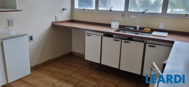 Imagem Apartamento com 4 Quartos para Alugar, 180 m² em Centro - Santo André Imagem Apartamento com 4 Quartos para Alugar, 180 m² em Centro - Santo André