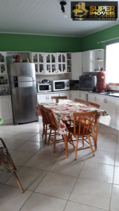 Imagem Casa com 2 Quartos à Venda, 192 m² em Três Vendas - Pelotas
