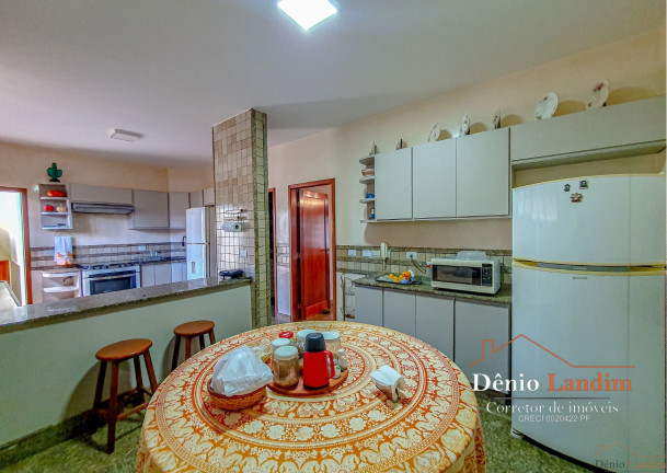 Imagem Casa com 4 Quartos à Venda, 550 m² em Ibituruna - Montes Claros