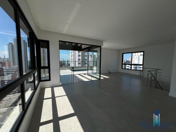 Imagem Cobertura com 4 Quartos à Venda, 264 m² em Centro - Balneário Camboriú