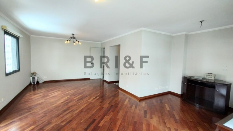 Imagem Apartamento com 3 Quartos à Venda, 136 m² em Brooklin - São Paulo Imagem Apartamento com 3 Quartos à Venda, 136 m² em Brooklin - São Paulo