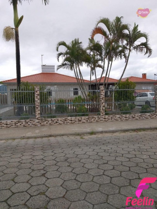 Imagem Casa com 3 Quartos à Venda, 165 m² em Campeche - Florianópolis Imagem Casa com 3 Quartos à Venda, 165 m² em Campeche - Florianópolis