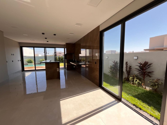 Imagem Casa com 4 Quartos à Venda, 300 m² em Condomínio Belvedere Ii - Cuiabá Imagem Casa com 4 Quartos à Venda, 300 m² em Condomínio Belvedere Ii - Cuiabá