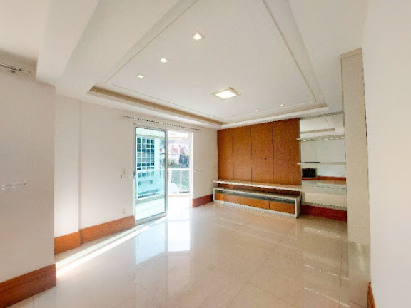Imagem Apartamento com 3 Quartos à Venda, 180 m² em Várzea - Teresópolis Imagem Apartamento com 3 Quartos à Venda, 180 m² em Várzea - Teresópolis