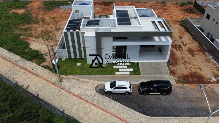 Imagem Casa com 4 Quartos à Venda, em Mossoró Imagem Casa com 4 Quartos à Venda, em Mossoró