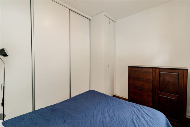 Imagem Imóvel com 1 Quarto à Venda, em Centro Histórico - Porto Alegre Imagem Imóvel com 1 Quarto à Venda, em Centro Histórico - Porto Alegre