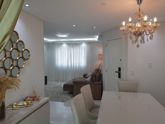 Imagem Imóvel com 3 Quartos à Venda, 127 m² em Pioneiros - Balneário Camboriú Imagem Imóvel com 3 Quartos à Venda, 127 m² em Pioneiros - Balneário Camboriú