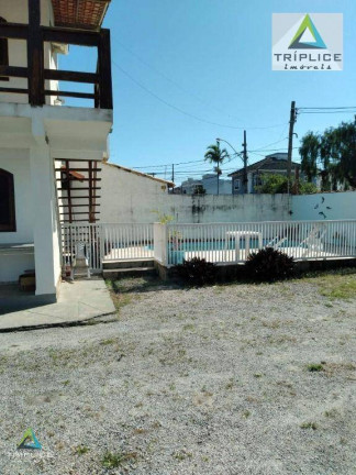 Imagem Casa com 9 Quartos à Venda, 300 m² em Costazul - Rio Das Ostras Imagem Casa com 9 Quartos à Venda, 300 m² em Costazul - Rio Das Ostras