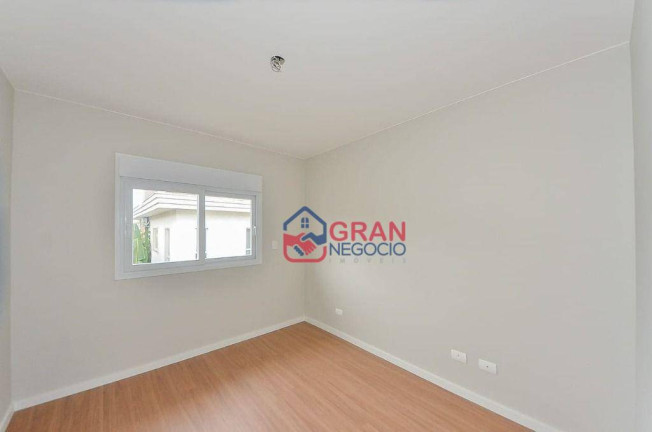 Imagem Sobrado com 3 Quartos à Venda, 121 m² em Xaxim - Curitiba Imagem Sobrado com 3 Quartos à Venda, 121 m² em Xaxim - Curitiba