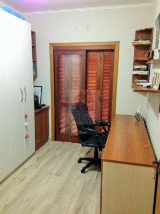 Imagem Casa com 3 Quartos à Venda, 158 m² em Guarujá - Porto Alegre Imagem Casa com 3 Quartos à Venda, 158 m² em Guarujá - Porto Alegre