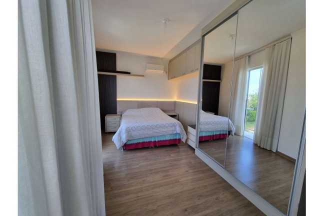 Imagem Casa de Condomínio com 3 Quartos à Venda, 199 m² em São João Do Rio Vermelho - Florianópolis Imagem Casa de Condomínio com 3 Quartos à Venda, 199 m² em São João Do Rio Vermelho - Florianópolis