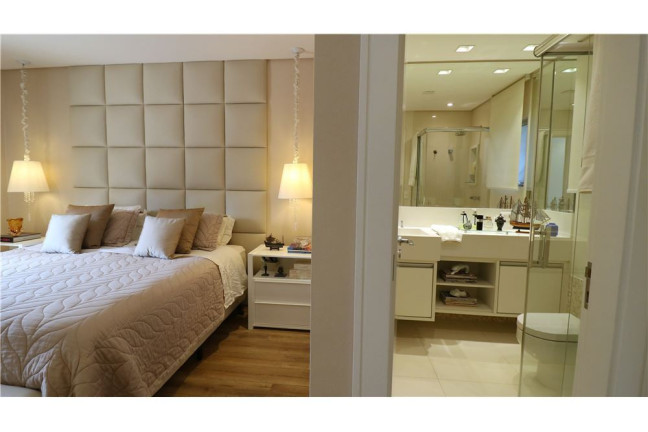 Imagem Casa com 4 Quartos à Venda,  em Paraíso Do Morumbi - São Paulo